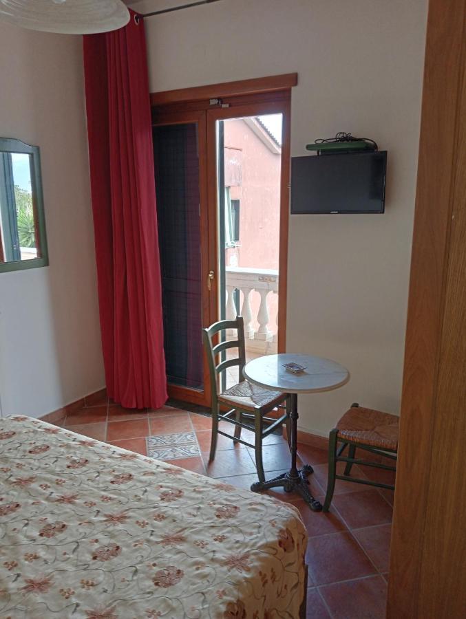 Hotel Sottovento Sant’Egidio del Monte Albino Kültér fotó