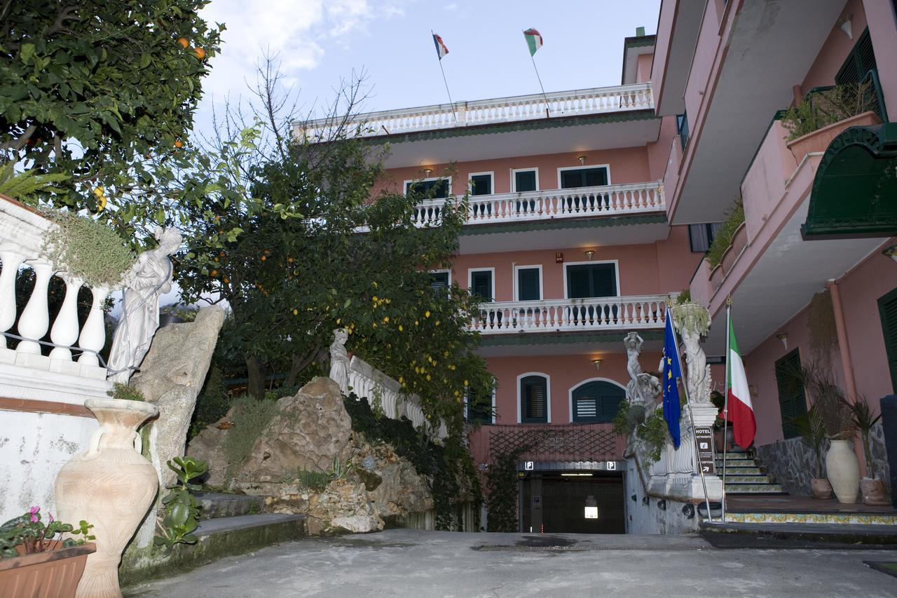 Hotel Sottovento Sant’Egidio del Monte Albino Kültér fotó