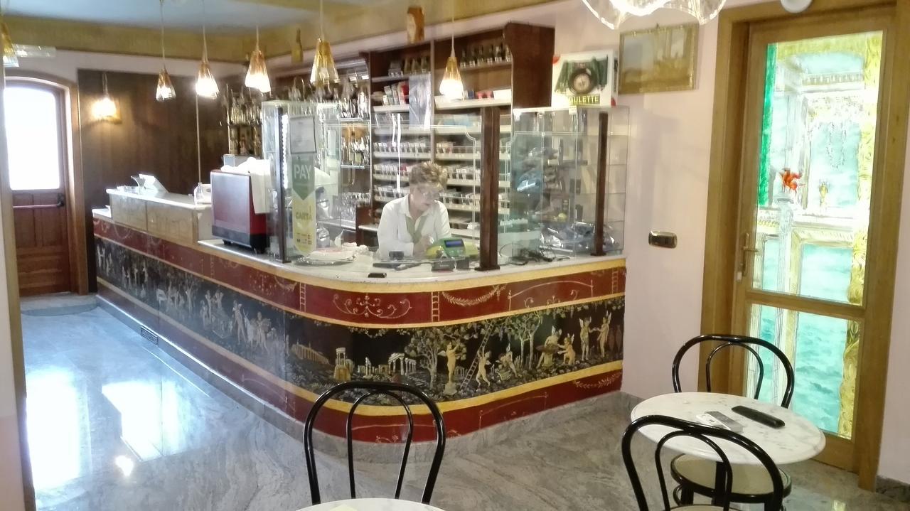 Hotel Sottovento Sant’Egidio del Monte Albino Kültér fotó