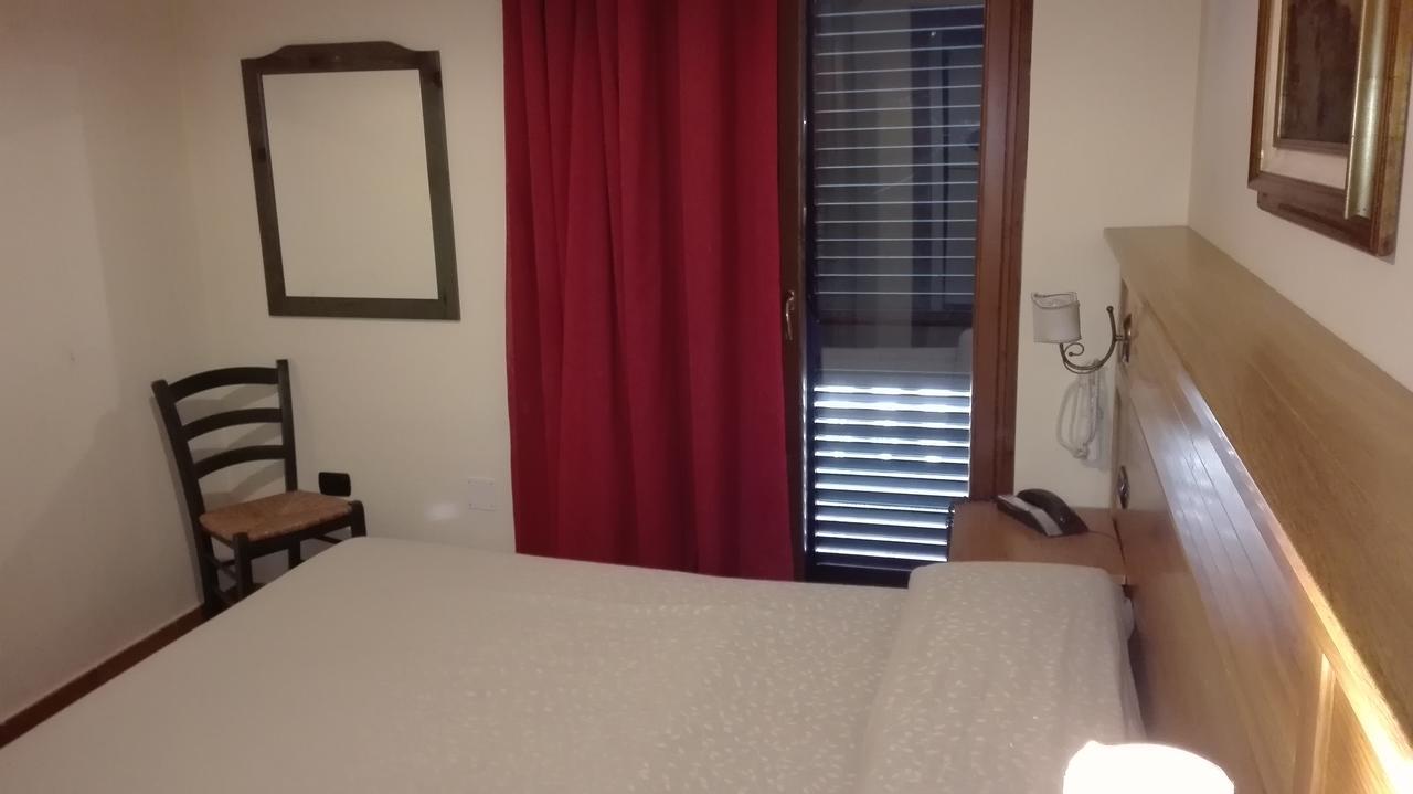 Hotel Sottovento Sant’Egidio del Monte Albino Kültér fotó