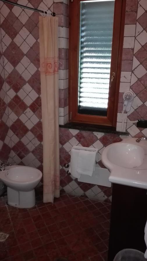 Hotel Sottovento Sant’Egidio del Monte Albino Kültér fotó