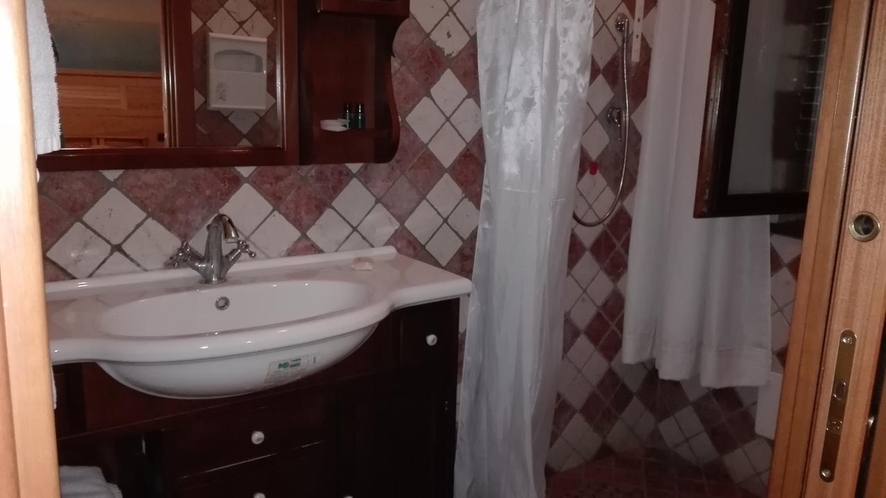 Hotel Sottovento Sant’Egidio del Monte Albino Kültér fotó